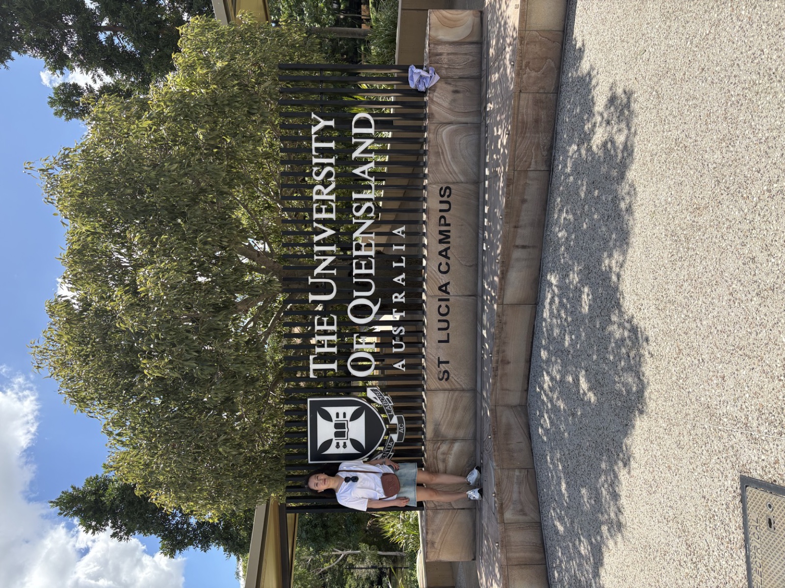 昆士兰大学